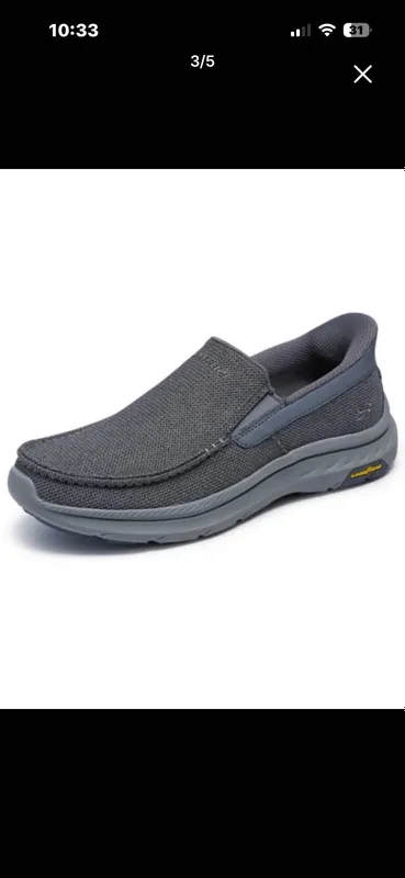 Продаётся Skechers Hands Free Slip ins:Pollard-Wilfred