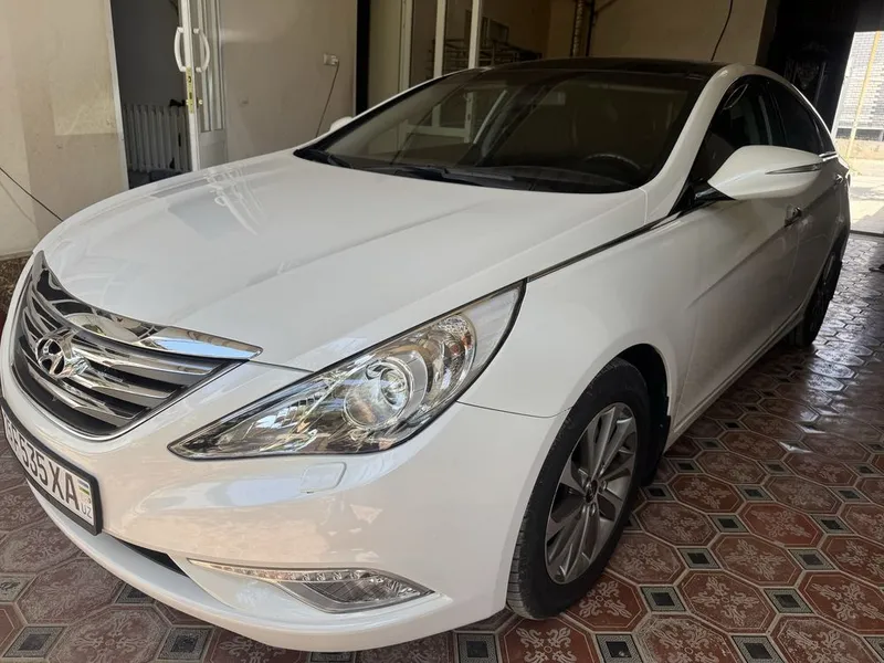 Hyundai Sonata 2014 yil sotiladi. Probeg 122 ming ,kraska toza, 5 Hyundai Sonata 2014 yil sotiladi. Probeg 122 ming ,kraska toza, 5