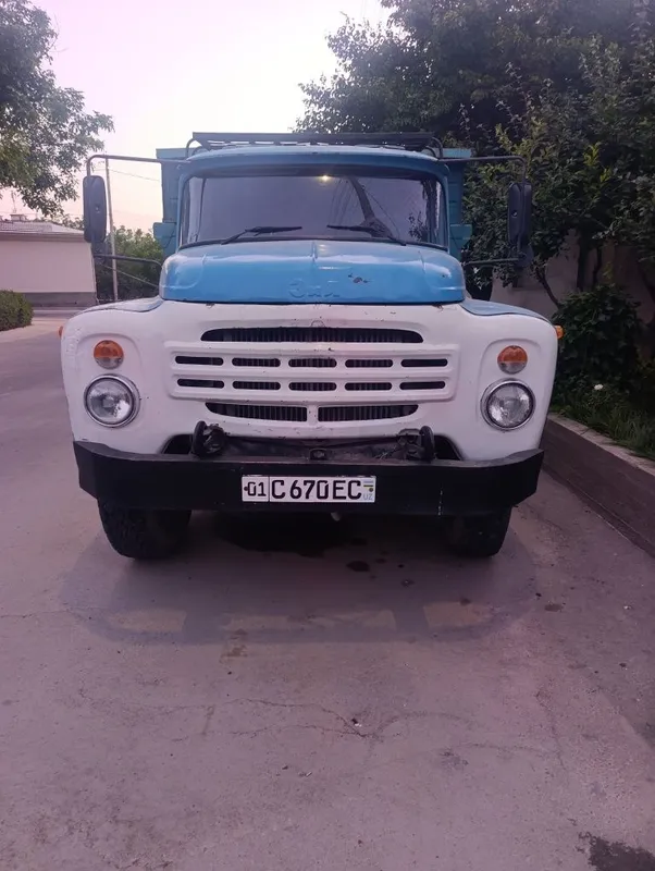 Zil sotiladi sirochnik 6 Zil sotiladi sirochnik 6
