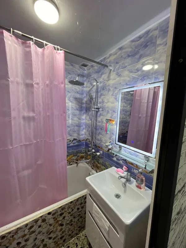 Продаётся квартира, евроремонт, 3 комнаты, 1-й микрорайон 52/2 6 Продаётся квартира, евроремонт, 3 комнаты, 1-й микрорайон 52/2 6