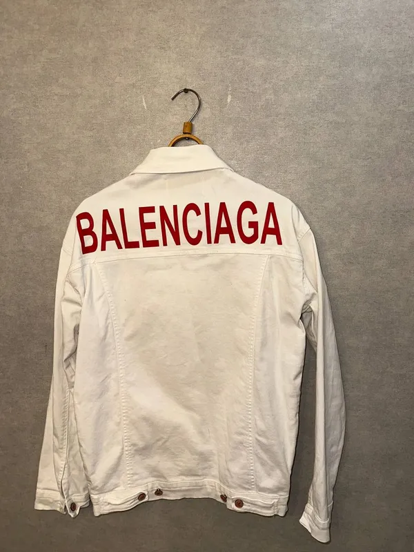 Джинсовая куртка balenciaga paris — фото 5