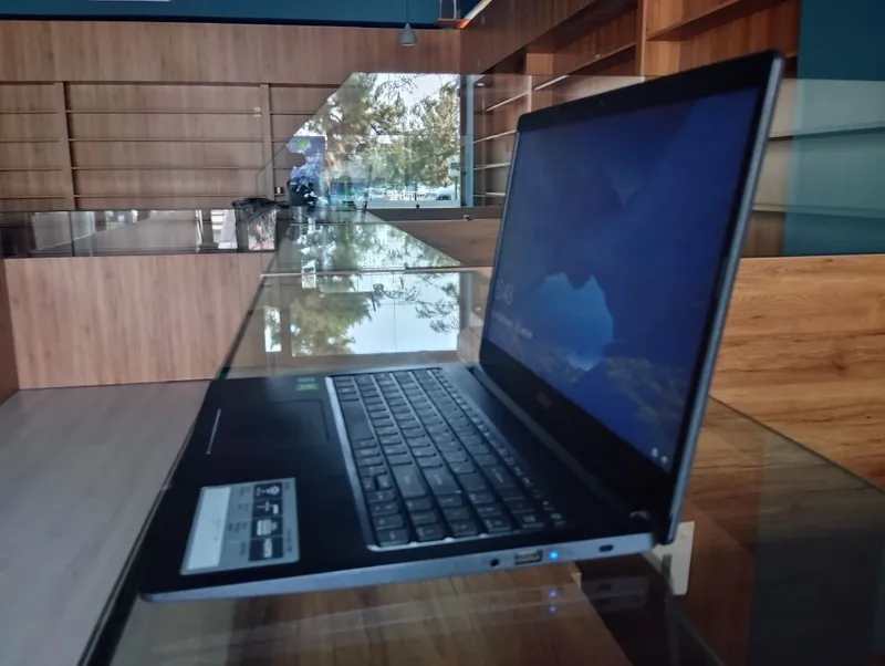 Ноутбук Acer (8 th gen) — фото 1
