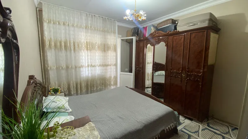 Ipakchilikda 1chi etaj 87 m2 3 xonali kv sotiladi — фото 1