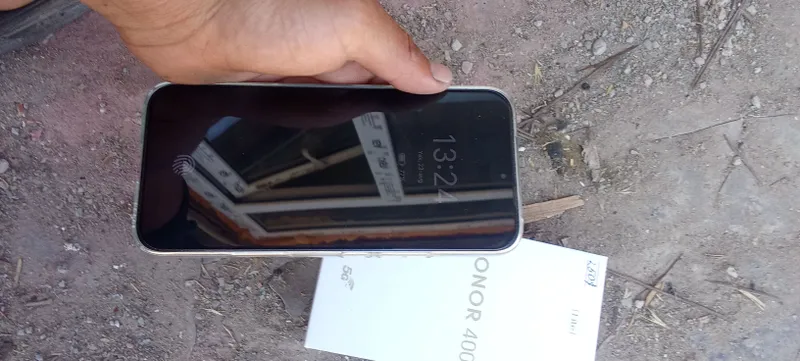 Honor 400 Lite 8/256 ГБ, серебристый 3 Honor 400 Lite 8/256 ГБ, серебристый 3