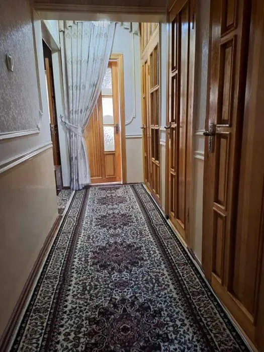 Kvartira sotiladi Mirzo Ulugbek tumani