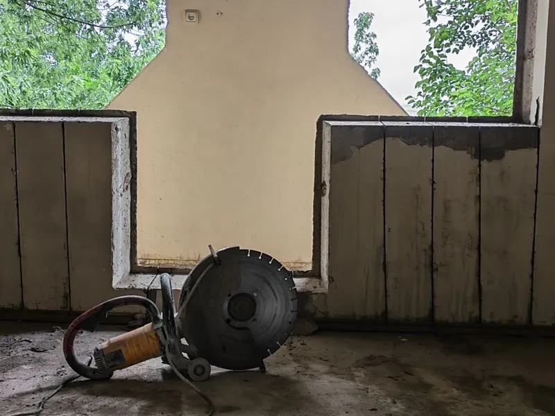 Almazne rezka beton kesish 1