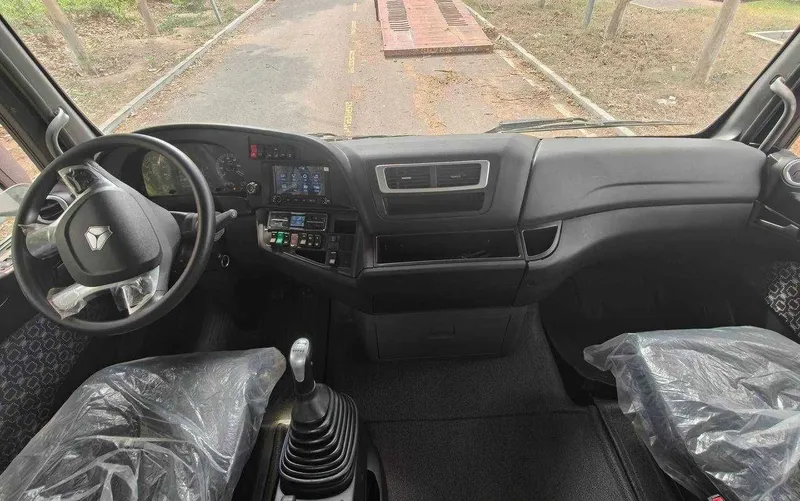 Sitrak tyagach . 6x4 Howo t7 . 540 HP Fura 4 Sitrak tyagach . 6x4 Howo t7 . 540 HP Fura 4