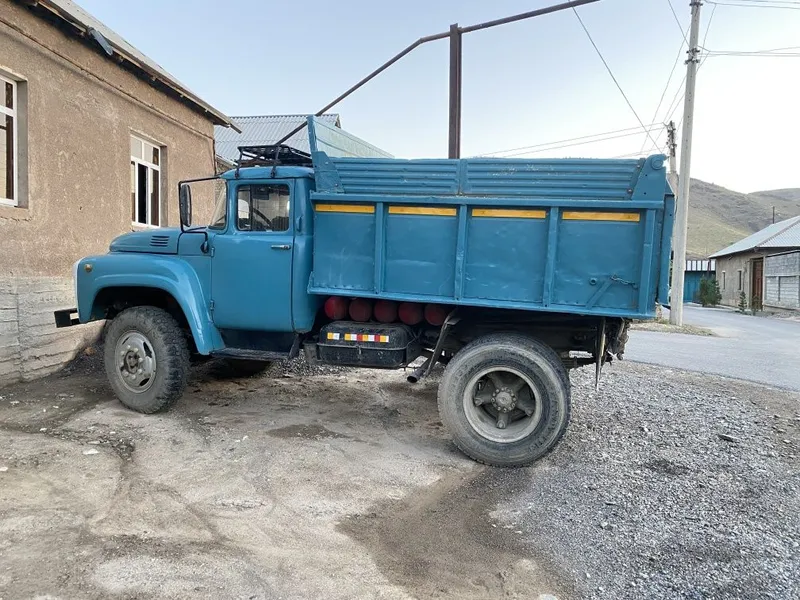 Zil 130 samosval sotiladi, ishga tayyor holatda 2 Zil 130 samosval sotiladi, ishga tayyor holatda 2