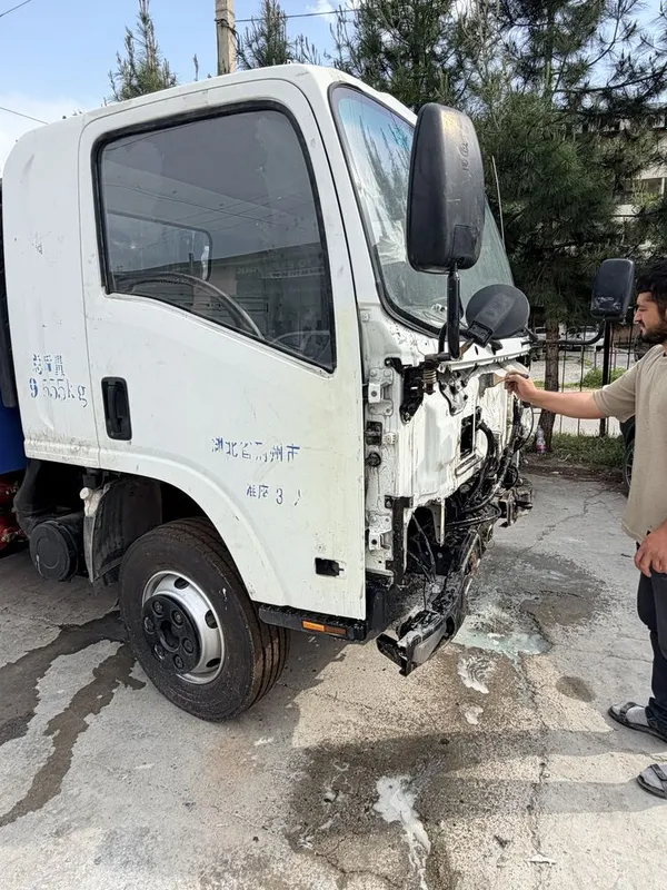 Isuzu evakuator sotiladi — фото 4
