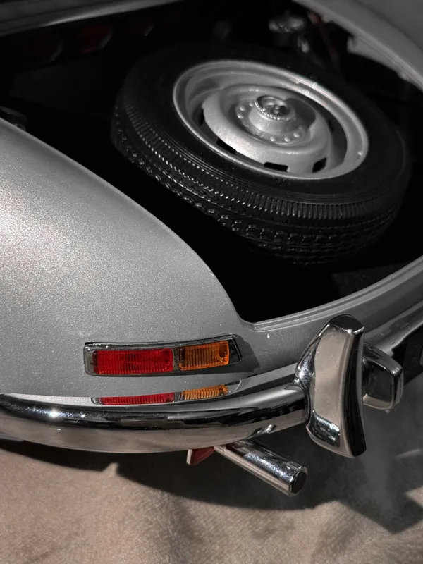 Коллекционная модель Mercedes 300SL 1:8 масштаб (56 см) — фото 7