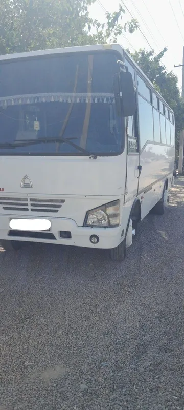 Исузу автобус сотилади