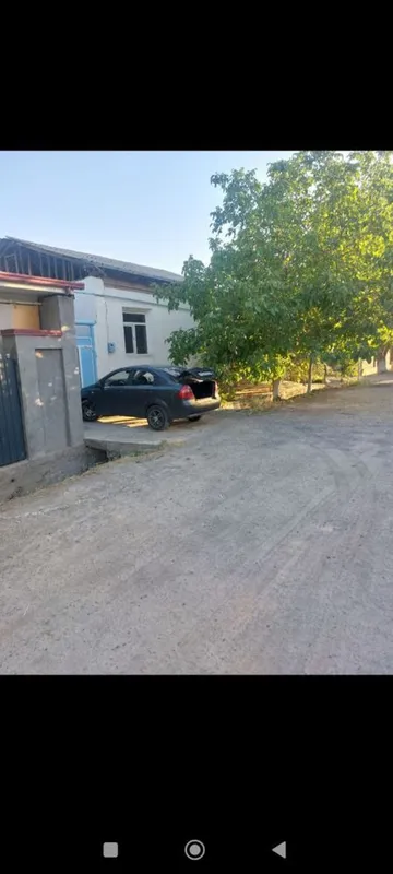 Уч кахрамон. Маданият.