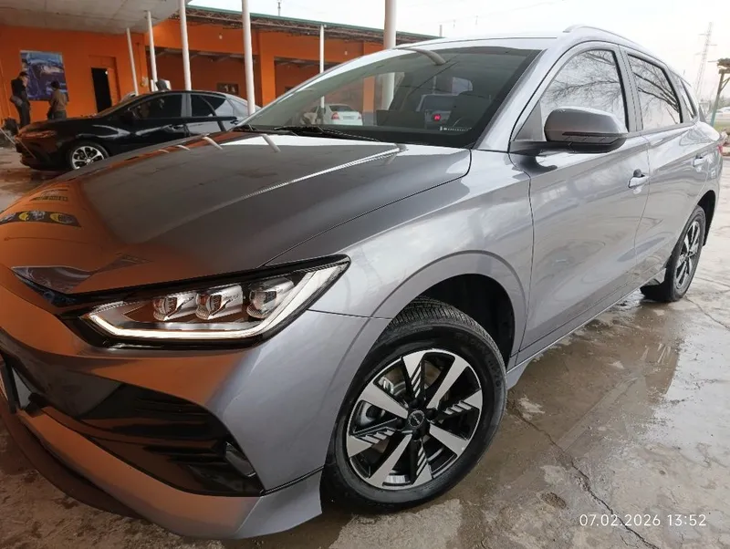 BYD E2 Luxury full идеал срочно BYD E2 Luxury full идеал срочно