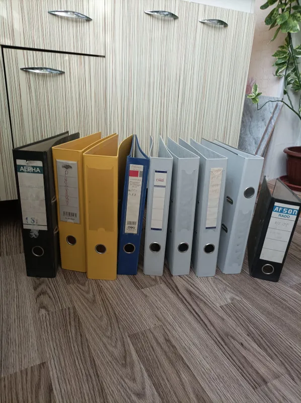 Папки для бумаг регистрационные