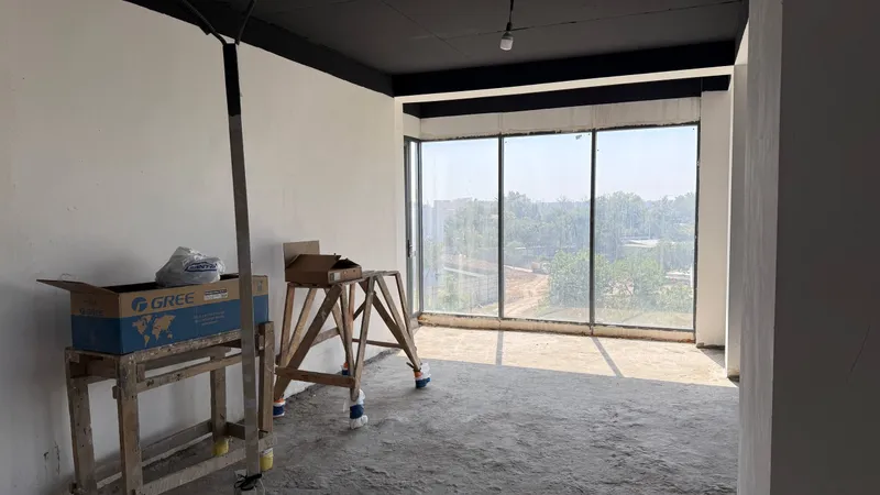 131 m² ofis sotiladi, 1-liniya 3 131 m² ofis sotiladi, 1-liniya 3