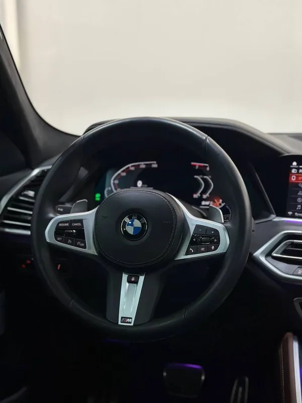 Bmw X6 40i 2022 yil avtomoshinasi — фото 3