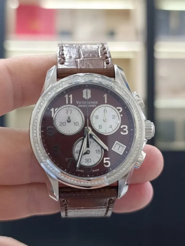 Женские Бриллиантовые Часы Victorinox 4 Женские Бриллиантовые Часы Victorinox 4