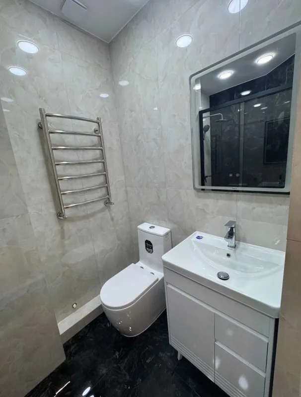 Продаётся 3-комнатная квартира, 60 м², 2/4, новый евроремонт — фото 5