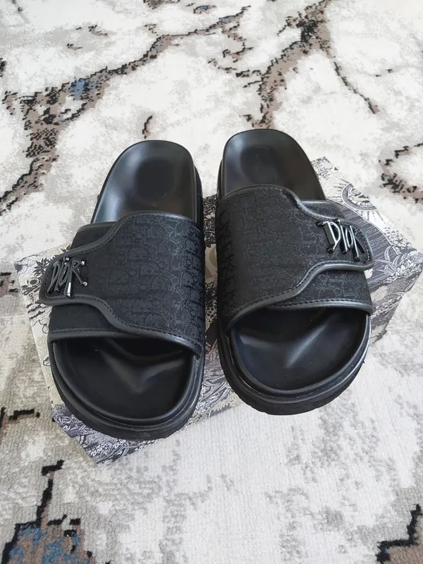 Тапочки Dior 5