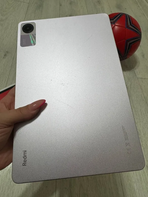 Продам Redmi pad SE 8/256 11 дюйм 8 Продам Redmi pad SE 8/256 11 дюйм 8