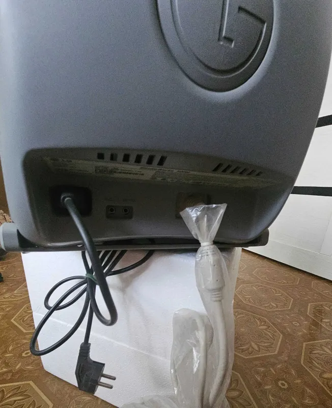 Продаётся монитор LG Studioworks 500 M 4 Продаётся монитор LG Studioworks 500 M 4