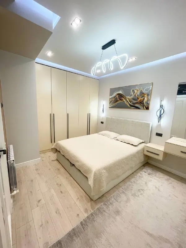 3 xonali kvartira, 105 m2, Yakkasaroy 5