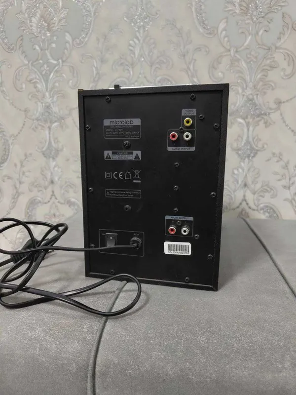 Компьютерная акустика Microlab M-700V 5.1 на запчасти или ремонт — фото 5