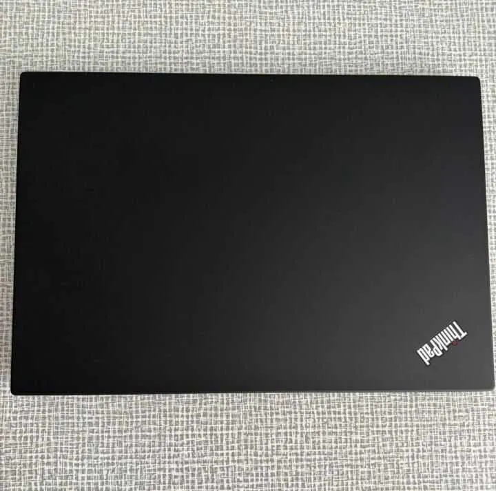 Lenovo ThinkPad T14 Gen 2 с 1 Lenovo ThinkPad T14 Gen 2 с 1