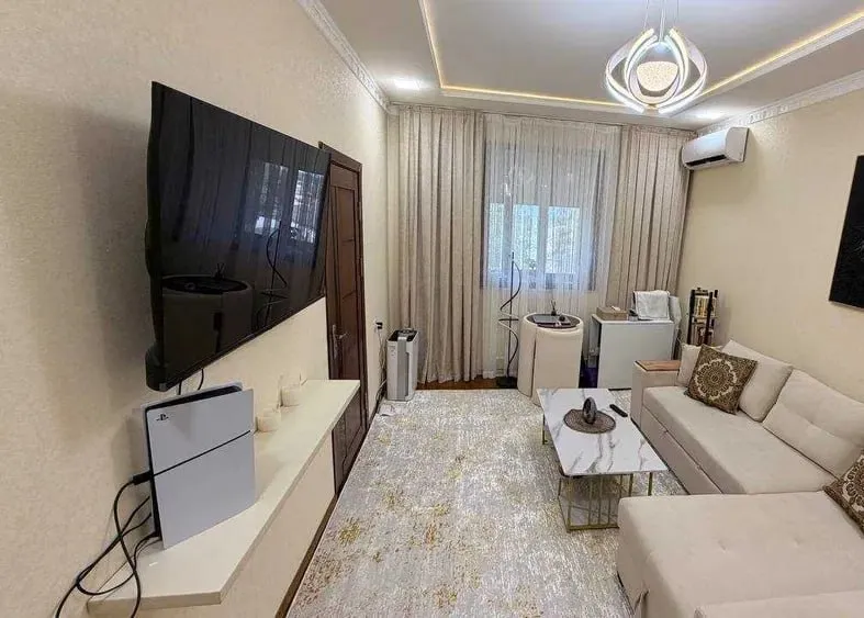 33 m² 1 xonali kvartira sotiladi · ID 6896 1 33 m² 1 xonali kvartira sotiladi · ID 6896 1