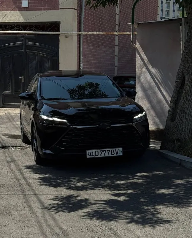 Продам Chevrolet Monza 2023 год 35000 пробек. 2 Продам Chevrolet Monza 2023 год 35000 пробек. 2