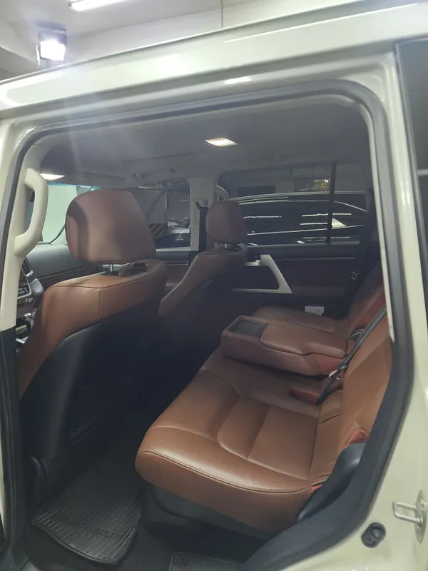Land cruiser 200 grand touring S — фото 3