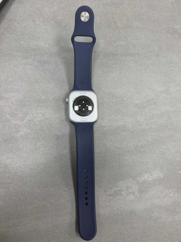 Apple Watch 10 46mm Silver — фото 1