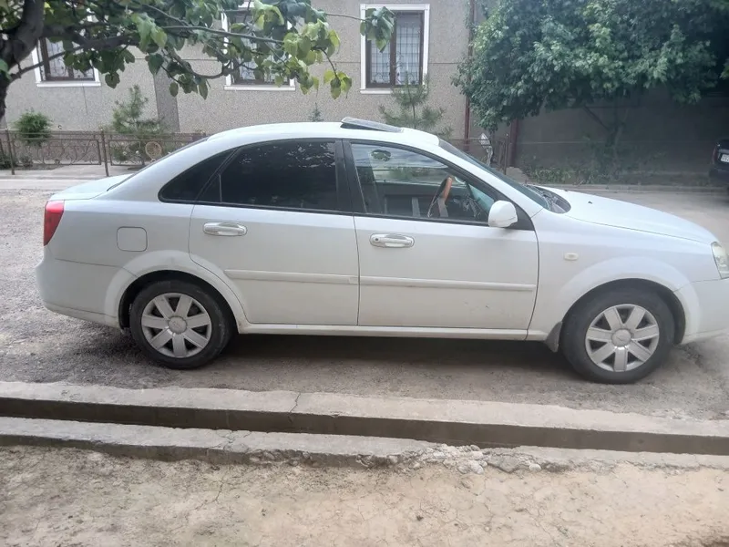 Сотилади лассетти 1.8 — фото 4