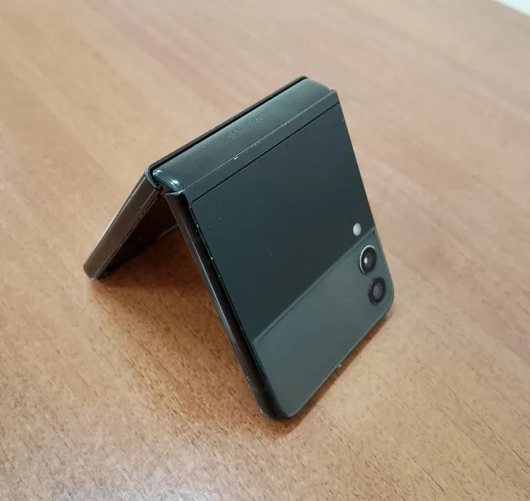 Samsung Galaxy Z Flip 3 5g — фото 3