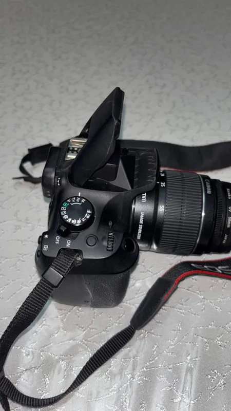 Canon EOS 1300D oynali kamera. 6 Canon EOS 1300D oynali kamera. 6
