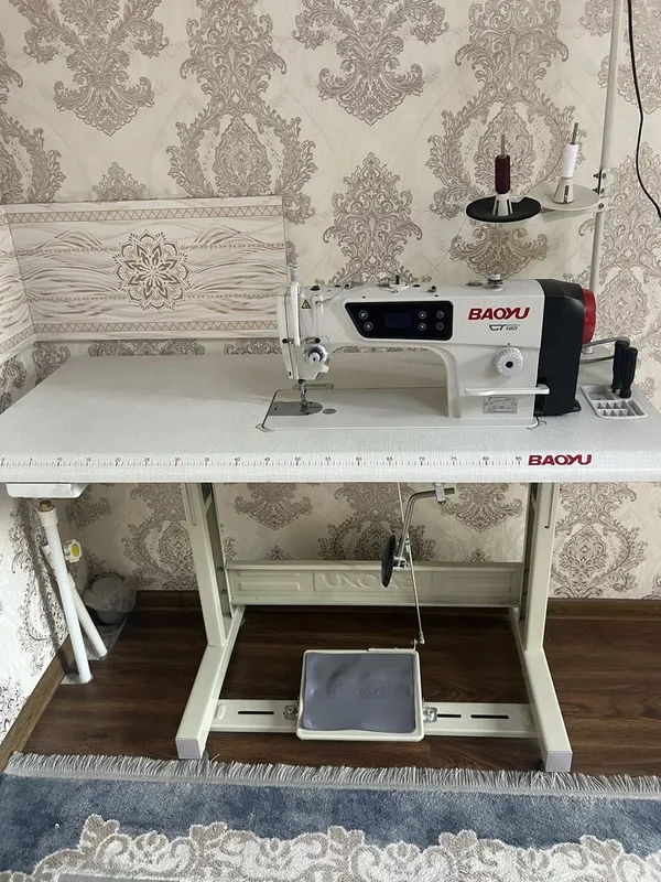 Швейная машина продается BAOYU GT 180 состояние хорошее — фото 1