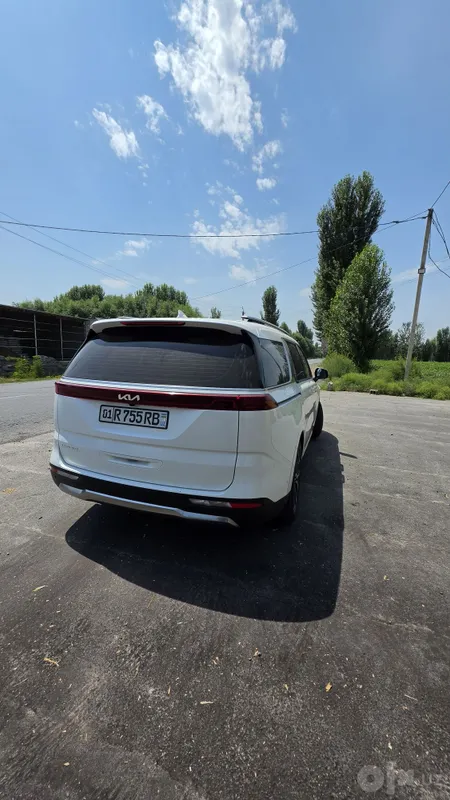 Минивэн Kia Carnival 2 Минивэн Kia Carnival 2