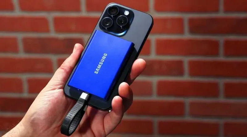 Samsung T7 Touch 2TB tashqi SSD disk 5 Samsung T7 Touch 2TB tashqi SSD disk 5