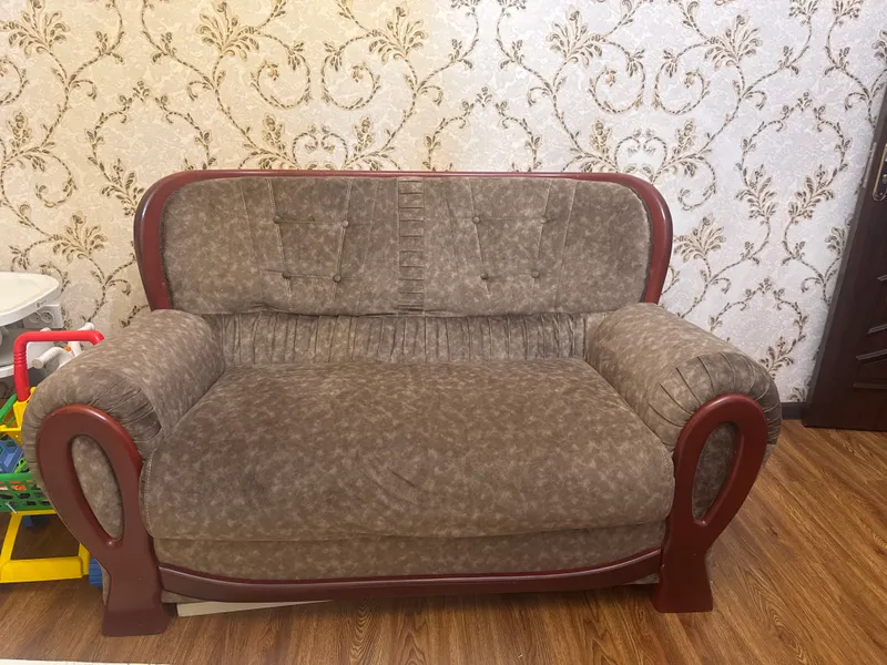 Sifati yaxshi Narxi 700,000 ming