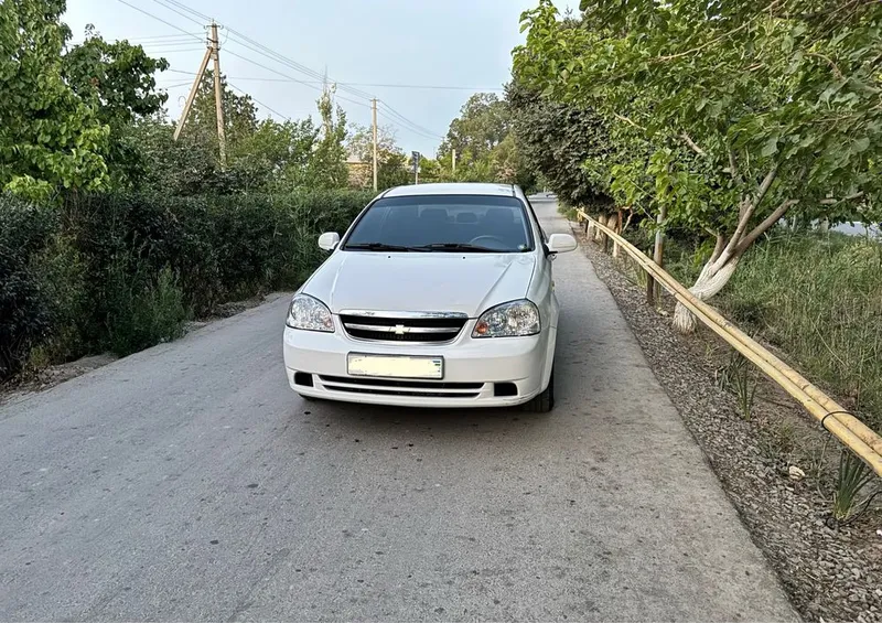 Lacetti 1.8 2010