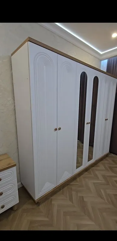 Spalniy garnitur sotiladi 2