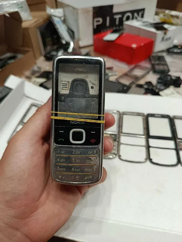 Продается б/у корпус для Nokia 6700 classic 1 Продается б/у корпус для Nokia 6700 classic 1