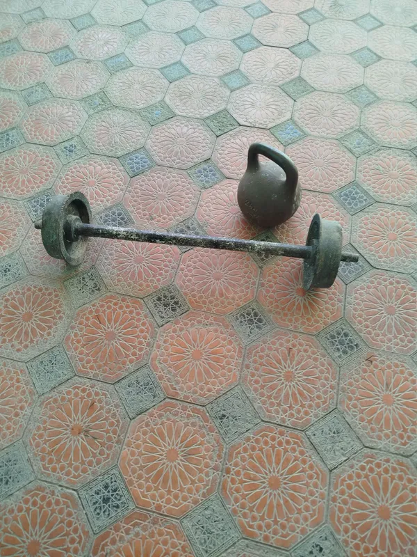 Shtanga 30 kg lik, gira 24 kg, alohida ham sotiladi 1 Shtanga 30 kg lik, gira 24 kg, alohida ham sotiladi 1