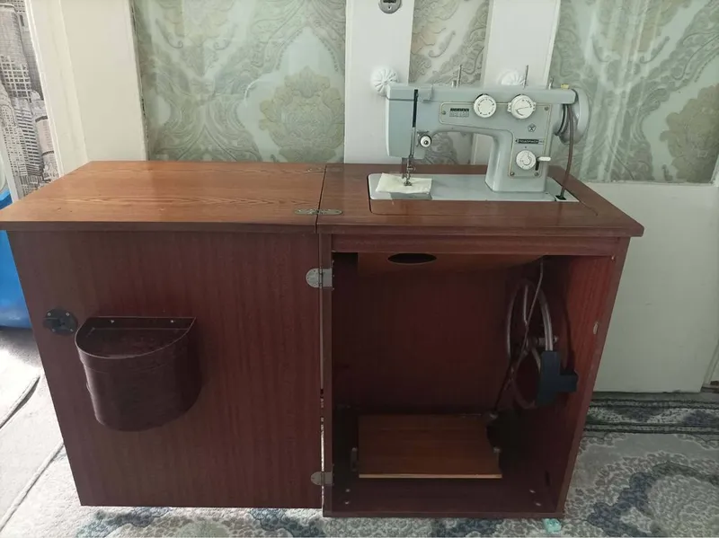 Tikuv mashinasi sotiladi 3
