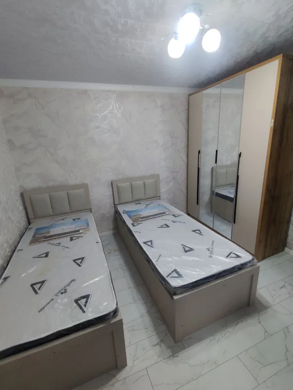 Bir kishilik devan va shifaner materali raseski matraylan ishlangan .. — фото 1