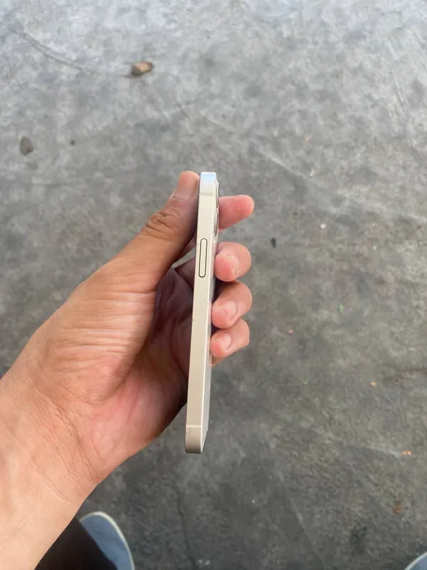 iPhone 12 mini 6