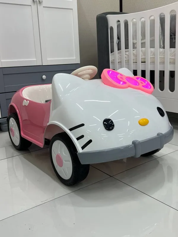 Детская машина Hello Kitty 3 Детская машина Hello Kitty 3