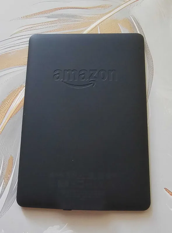 Продаю читалку Kindle Paperwhite 3 (2015), 7-е поколение 2 Продаю читалку Kindle Paperwhite 3 (2015), 7-е поколение 2