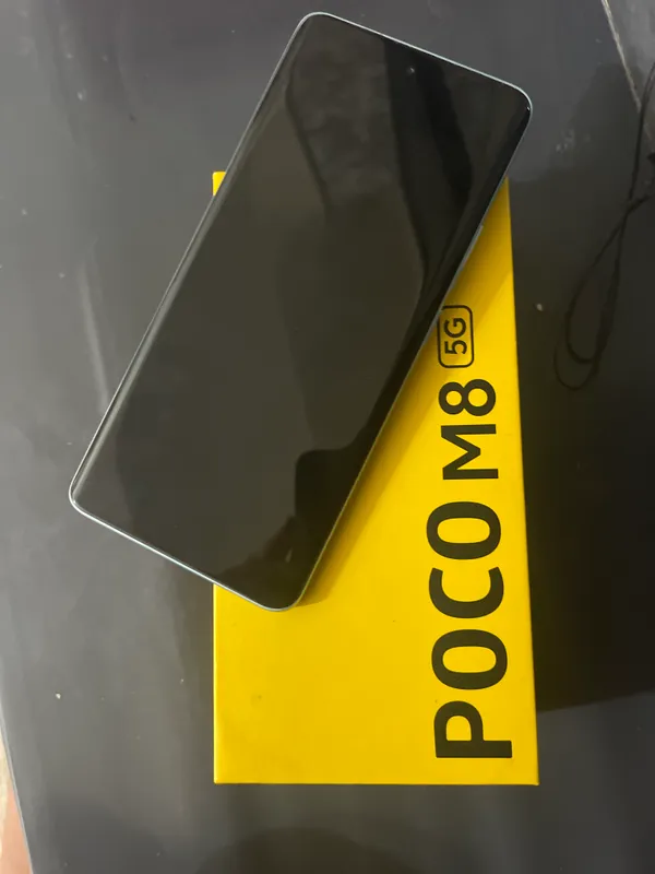 Poco m8 5G.  Narxi 2000000 3