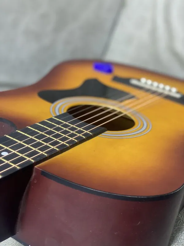 Gitara akustik 32 razmer pul zarl bekorchila bezota qilmang